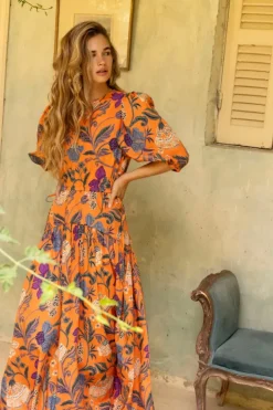 Outlet Cinched Waist Puff Maxi- Turin Red Maxis